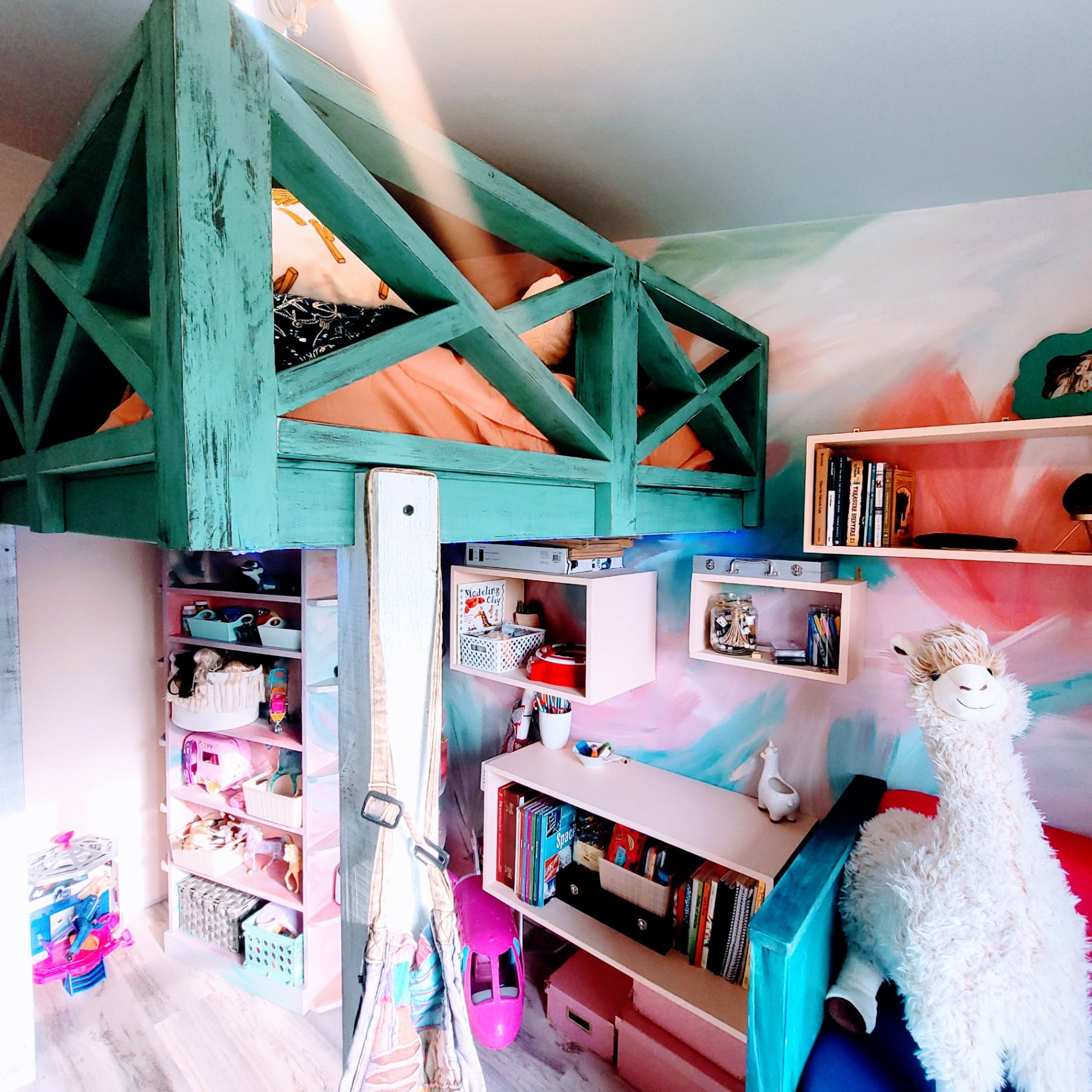 The Little Dreamer's Loft